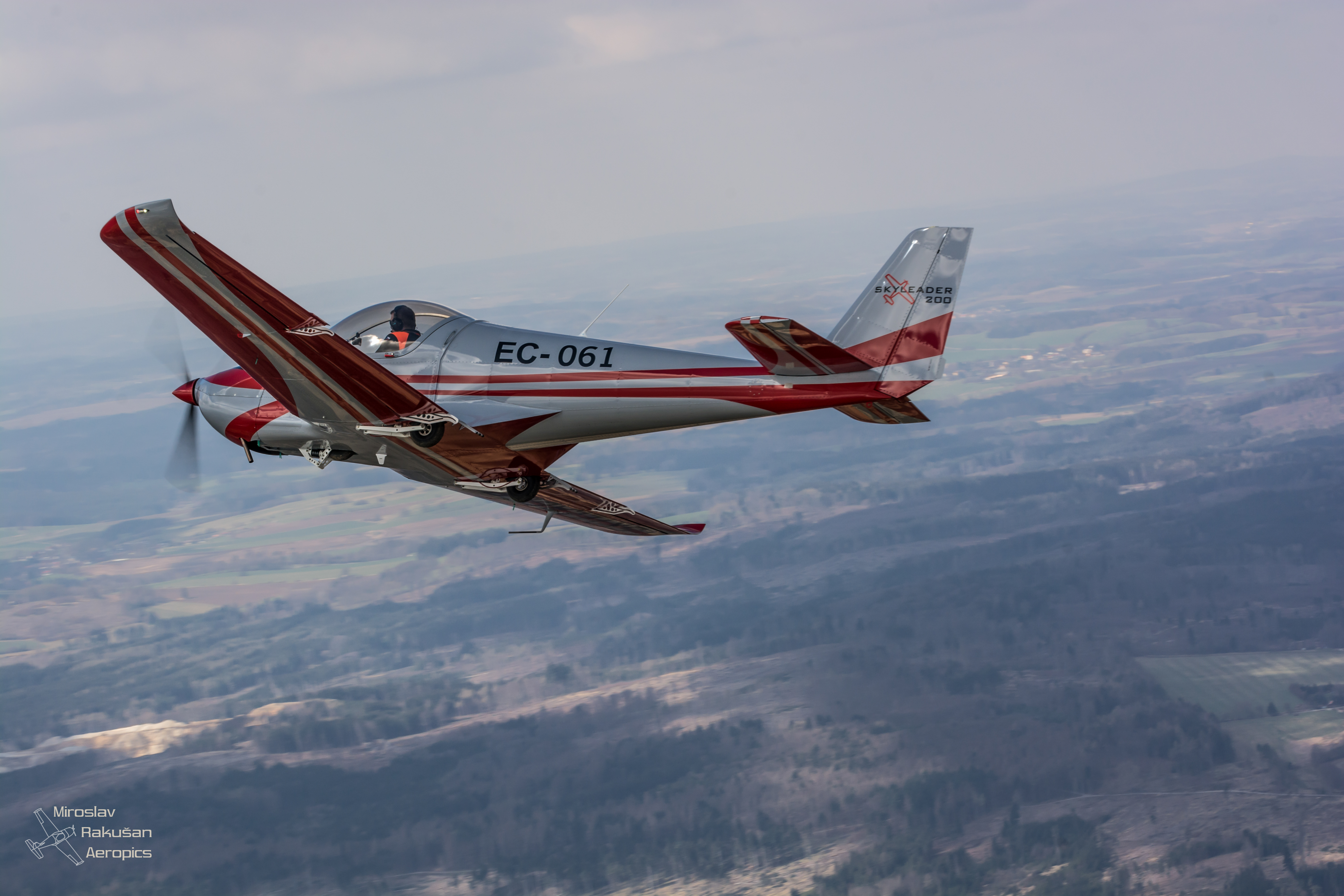 ulm  -  occasion - skyleader 200 dition spciale - ulm multiaxes occasion