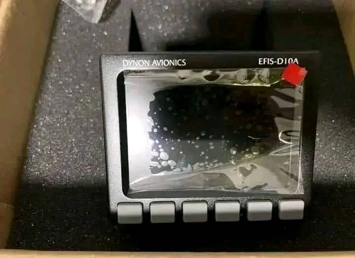 DYNON - EFIS-D10A